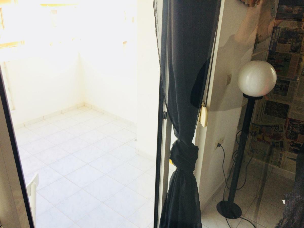 דירות העיירה רתימנו Korona Βeach Αpartments מראה חיצוני תמונה